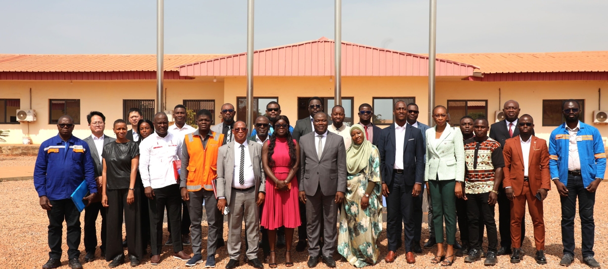 Photo de famille seminaire bilan 2025